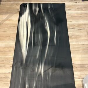 Lululemon Yoga Mat